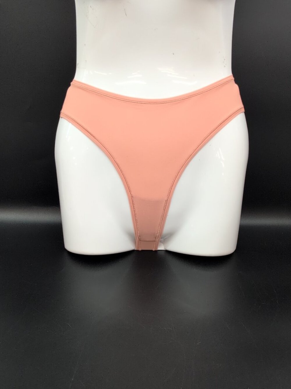 SKIMS Fits Everybody Thong Desert Clay XS NWT